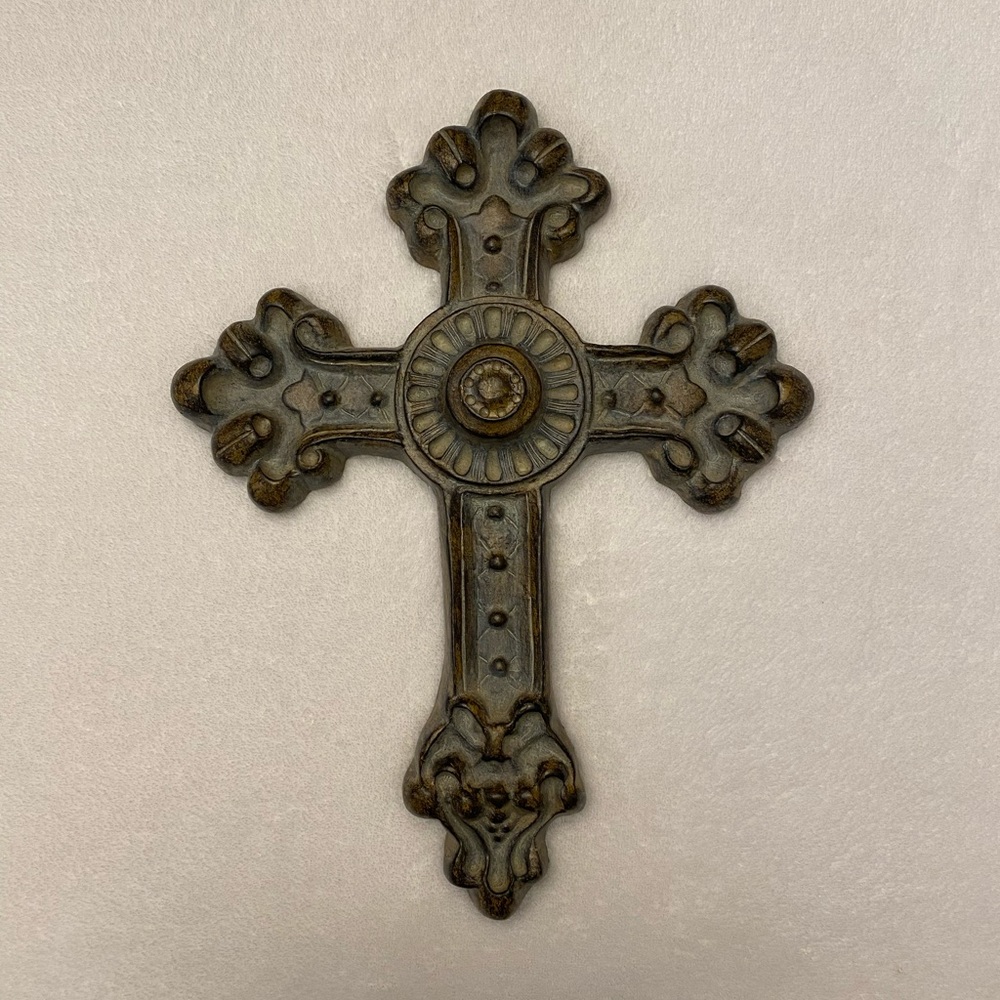 13” x 10” Wall Cross